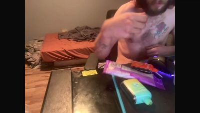 royalty1m live from United States