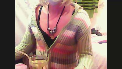 sissypissy live from United Kingdom