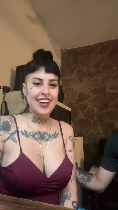 tattoobabe_sexy live from Argentina