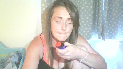 tootiefruityxxx live from United Kingdom