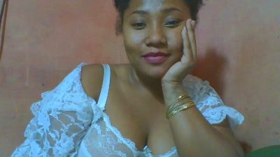 viola84 live from Madagascar