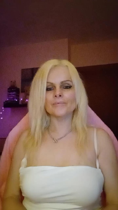 violette05 live from Italy
