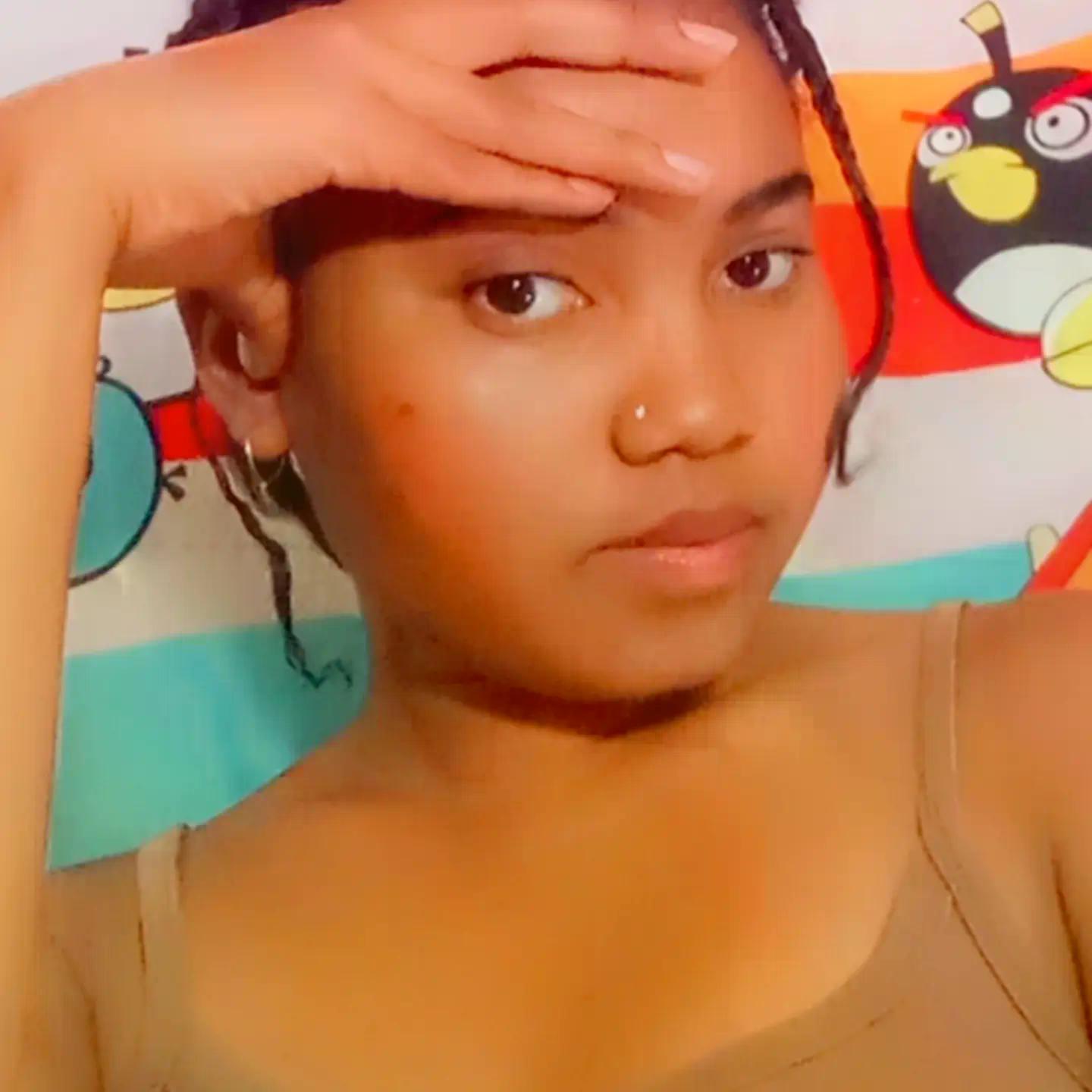 zamirapretty live from Réunion